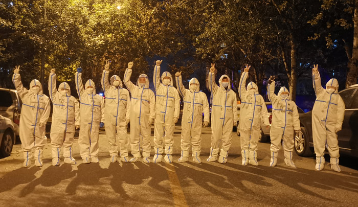 老子有钱lzyq88官网员工投身防疫阻击战