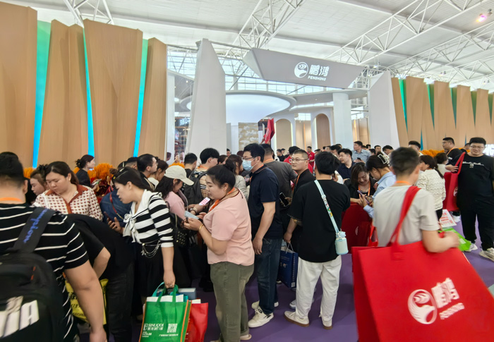 老子有钱lzyq88官网临沂全屋定制展